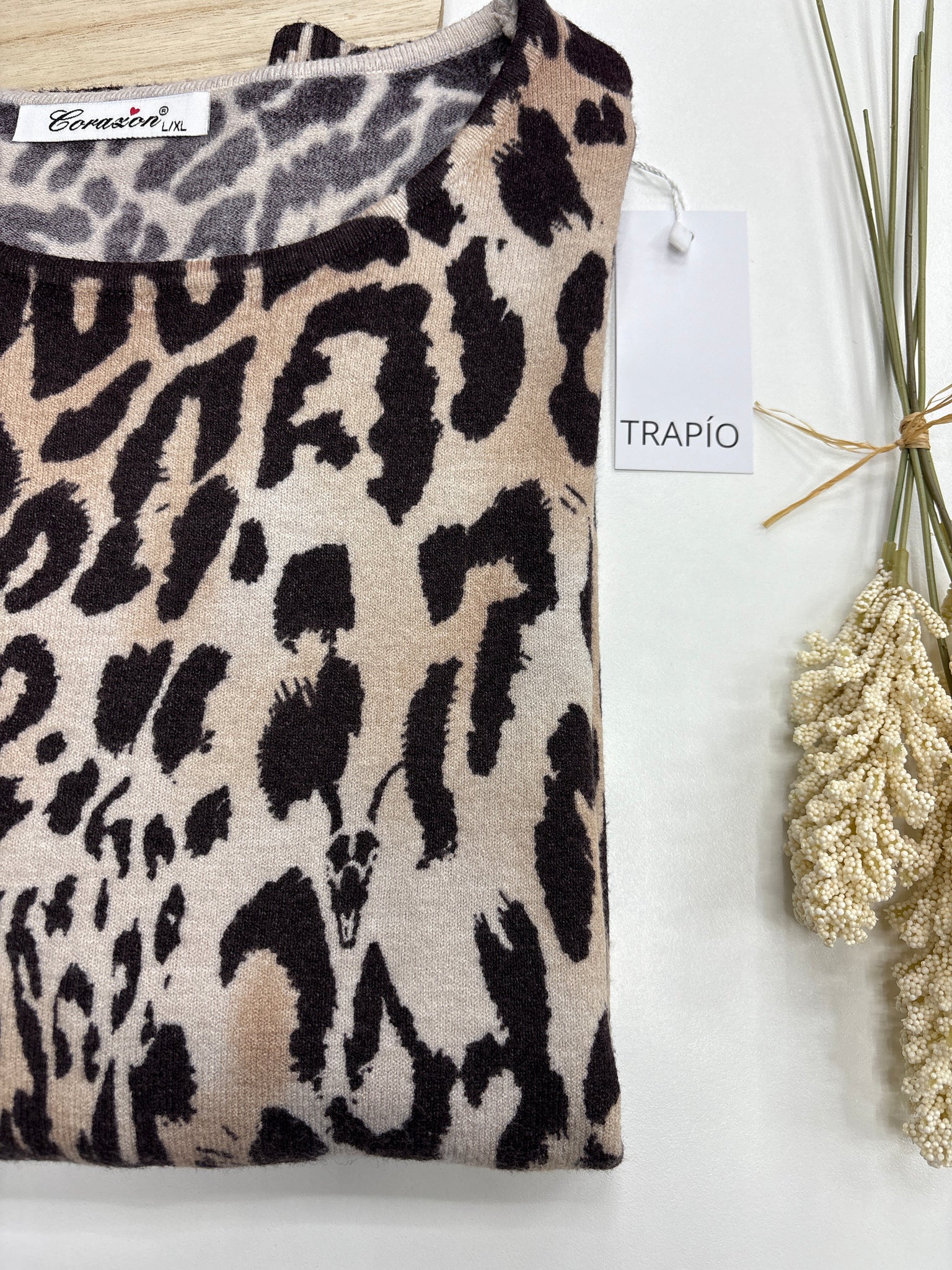🌾 Jersey Animal Print “Sierra Arena” en tonos chocolate y beige claro – Trapío
