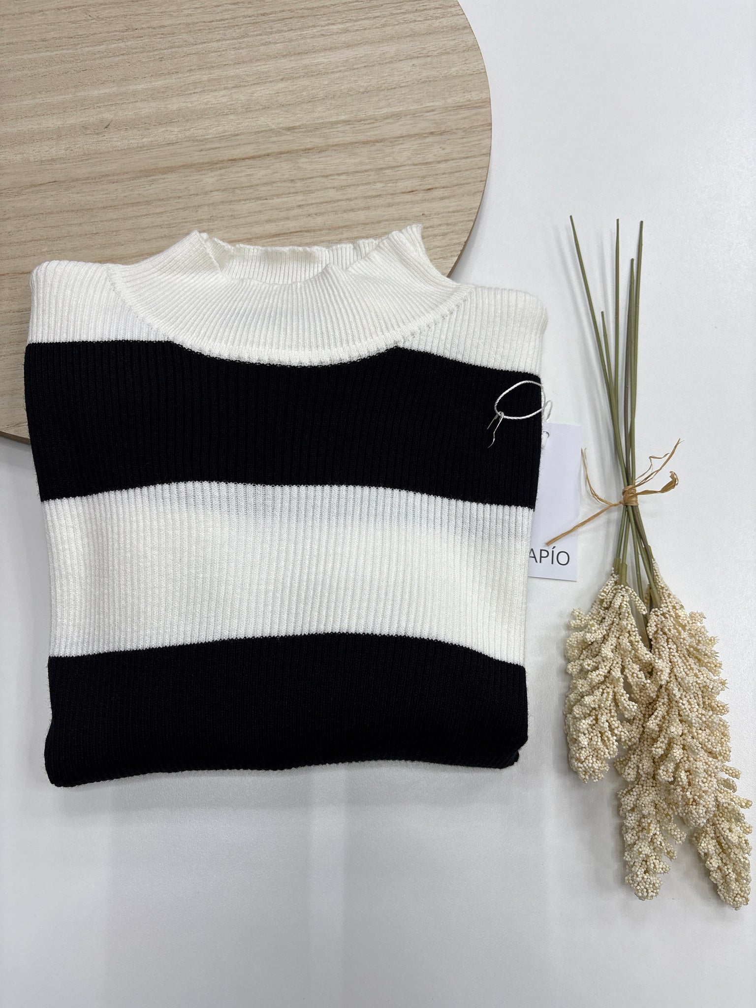 Jersey corto Noir  blanco, de rayas en blanco y negro – Trapío