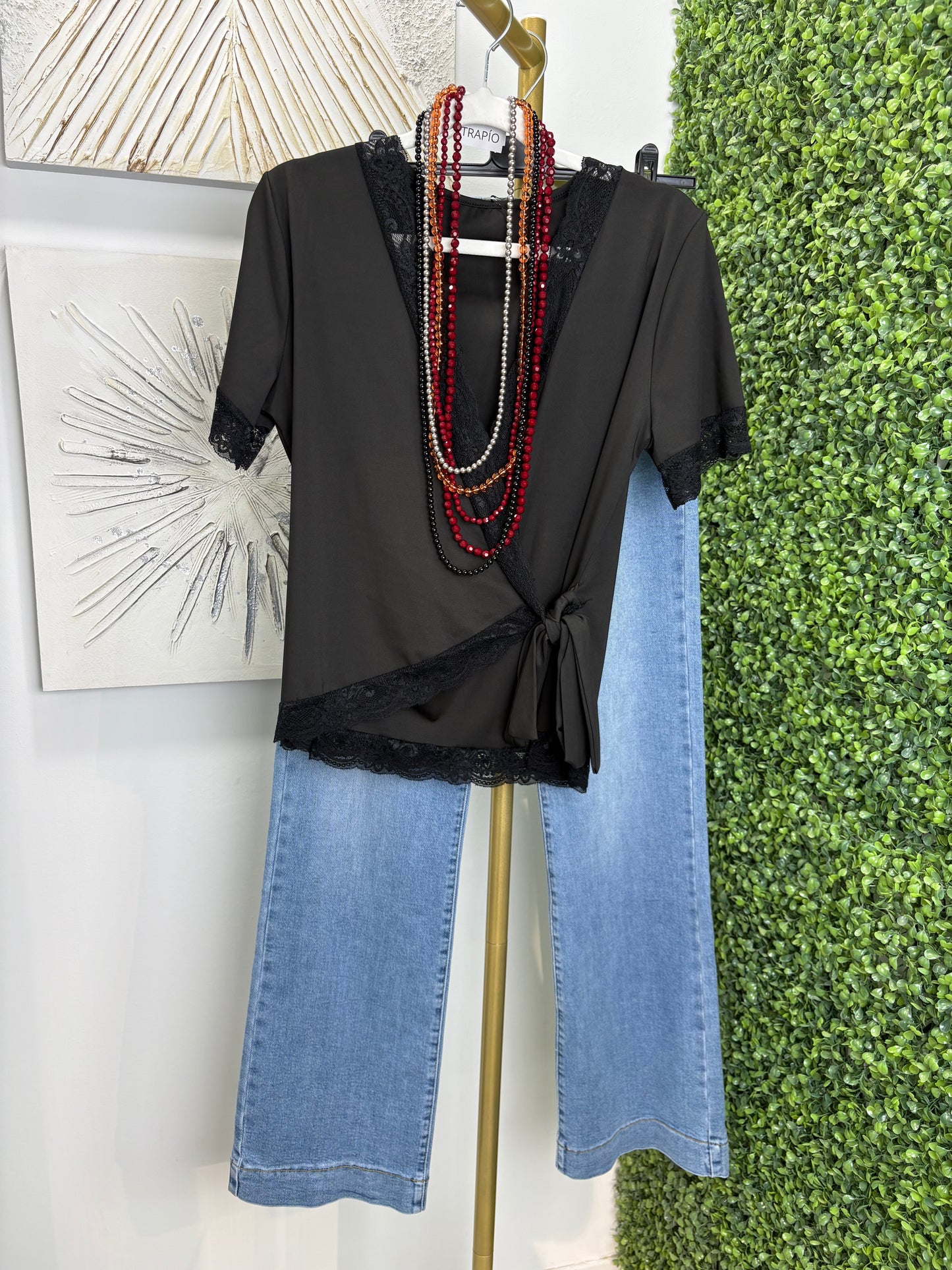 Blusa lencera manga negra