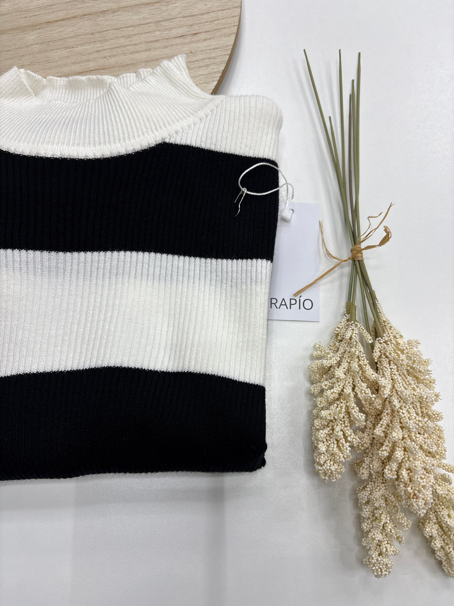 Jersey corto Noir  blanco, de rayas en blanco y negro – Trapío