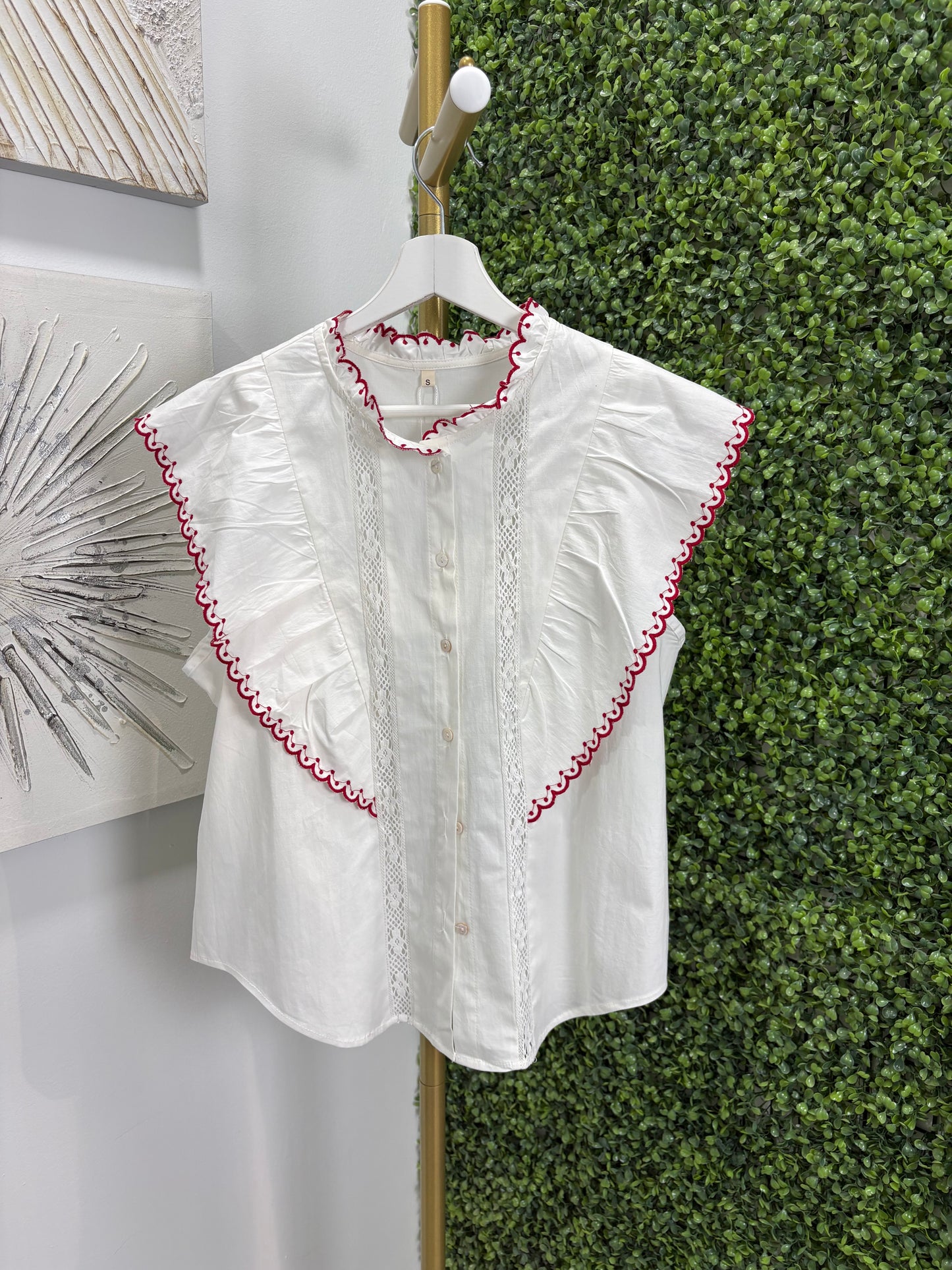 Camisa blanca Tadil roja