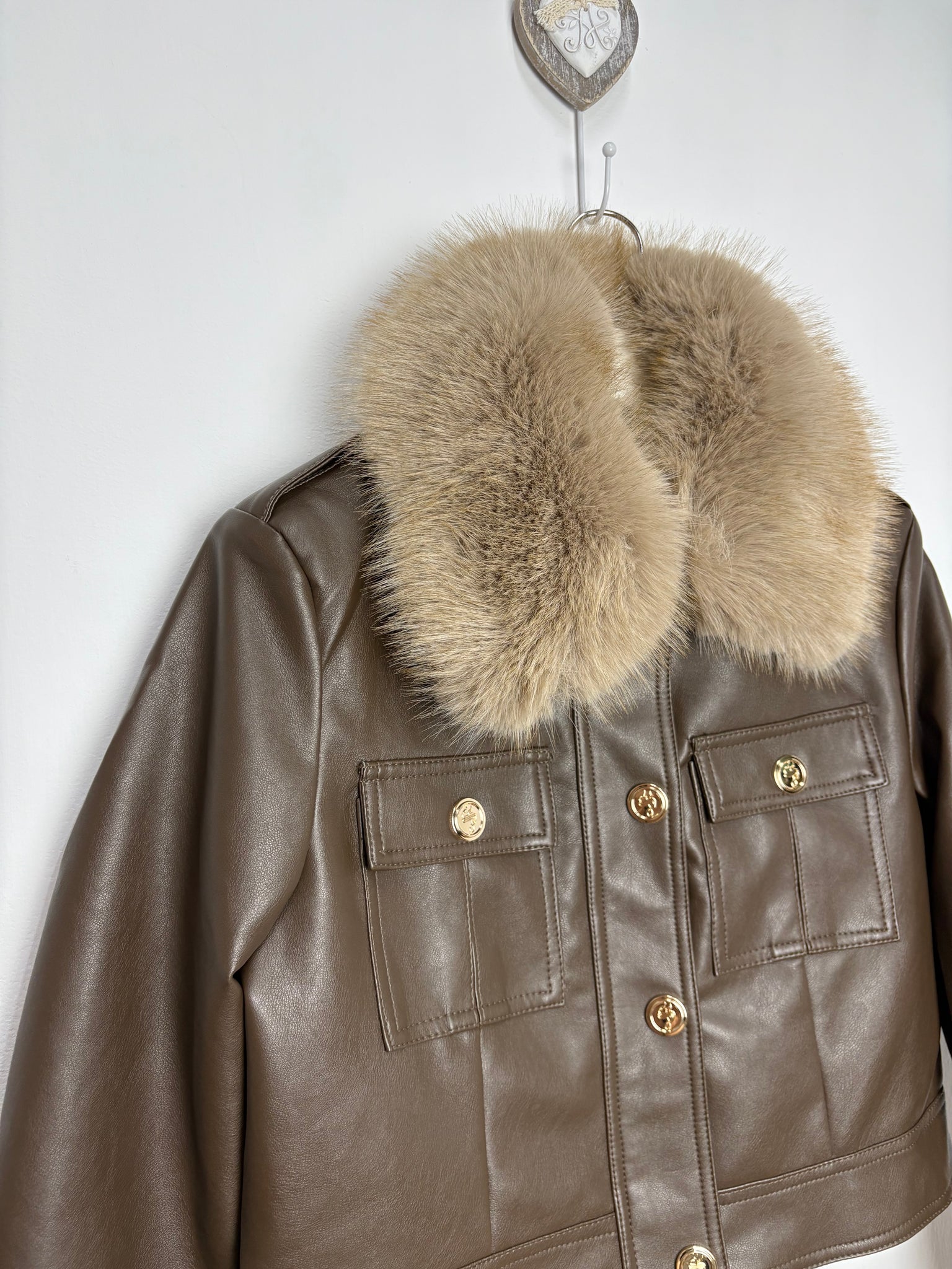 Chaqueta marrón pelo