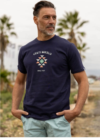 Camiseta CustiMikelo hombre azul marino pirámide