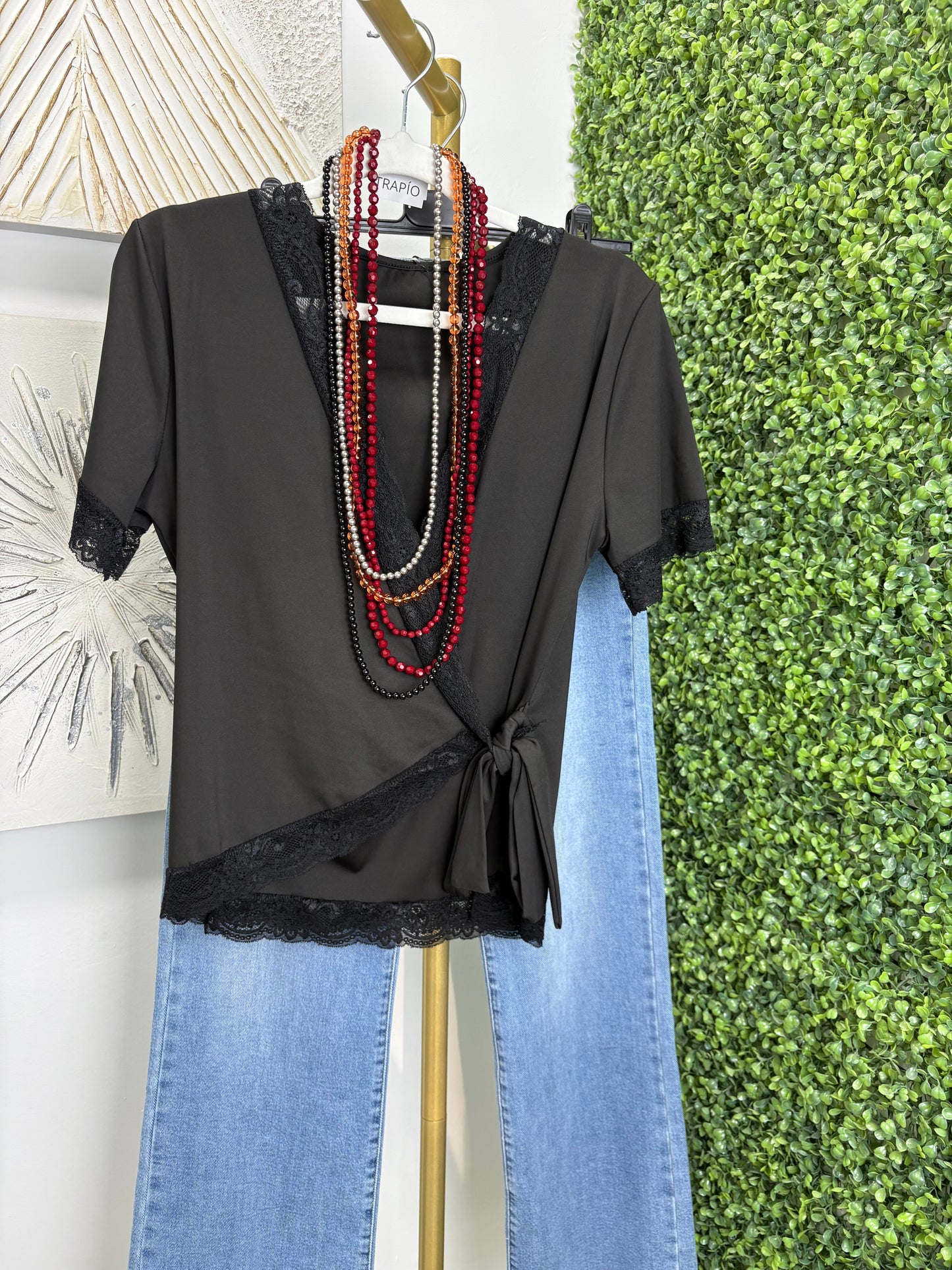 Blusa lencera manga negra