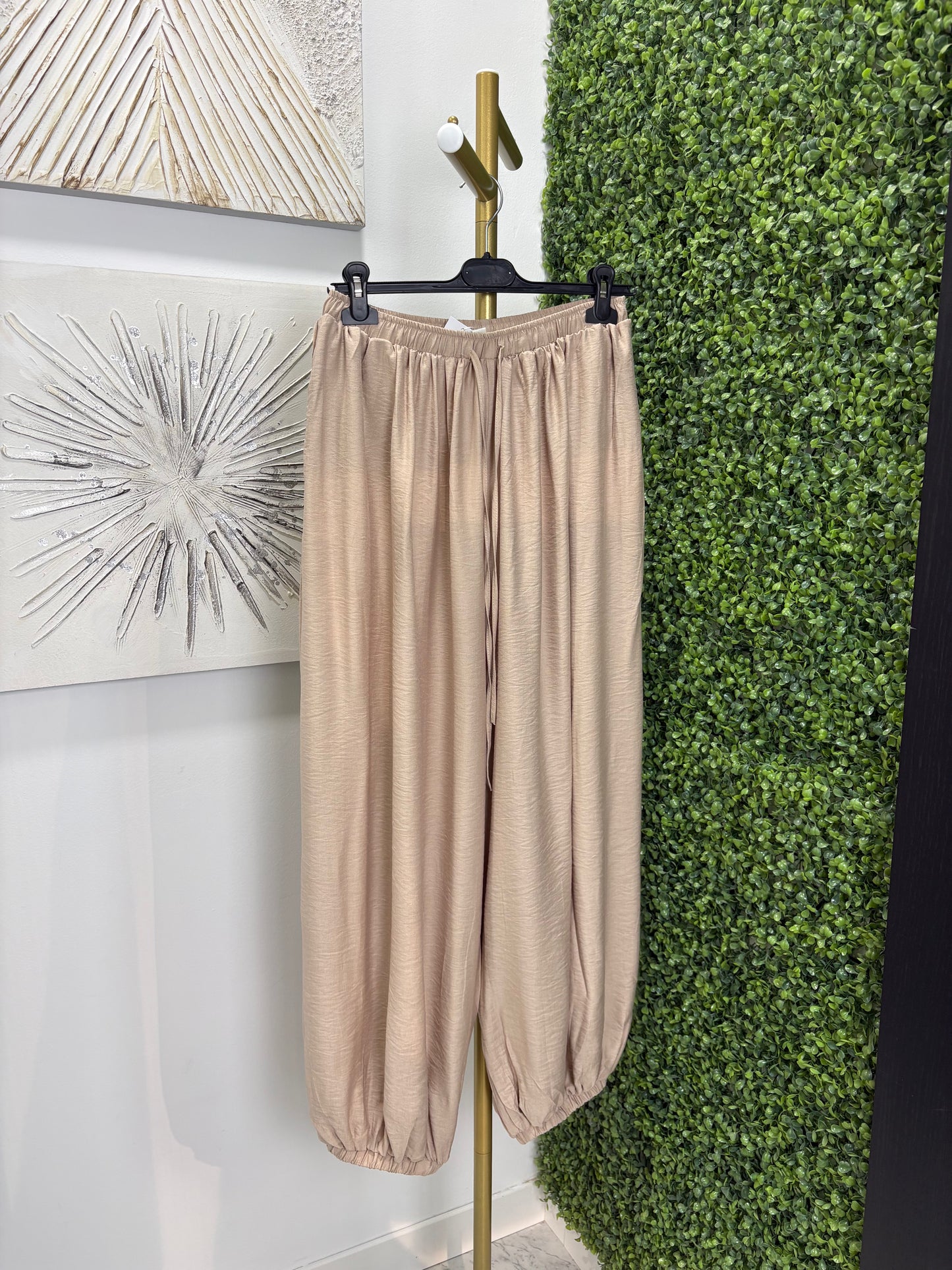 Pantalón Aladino beig