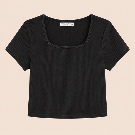 Camiseta de canalé negra de manga corta Trapio